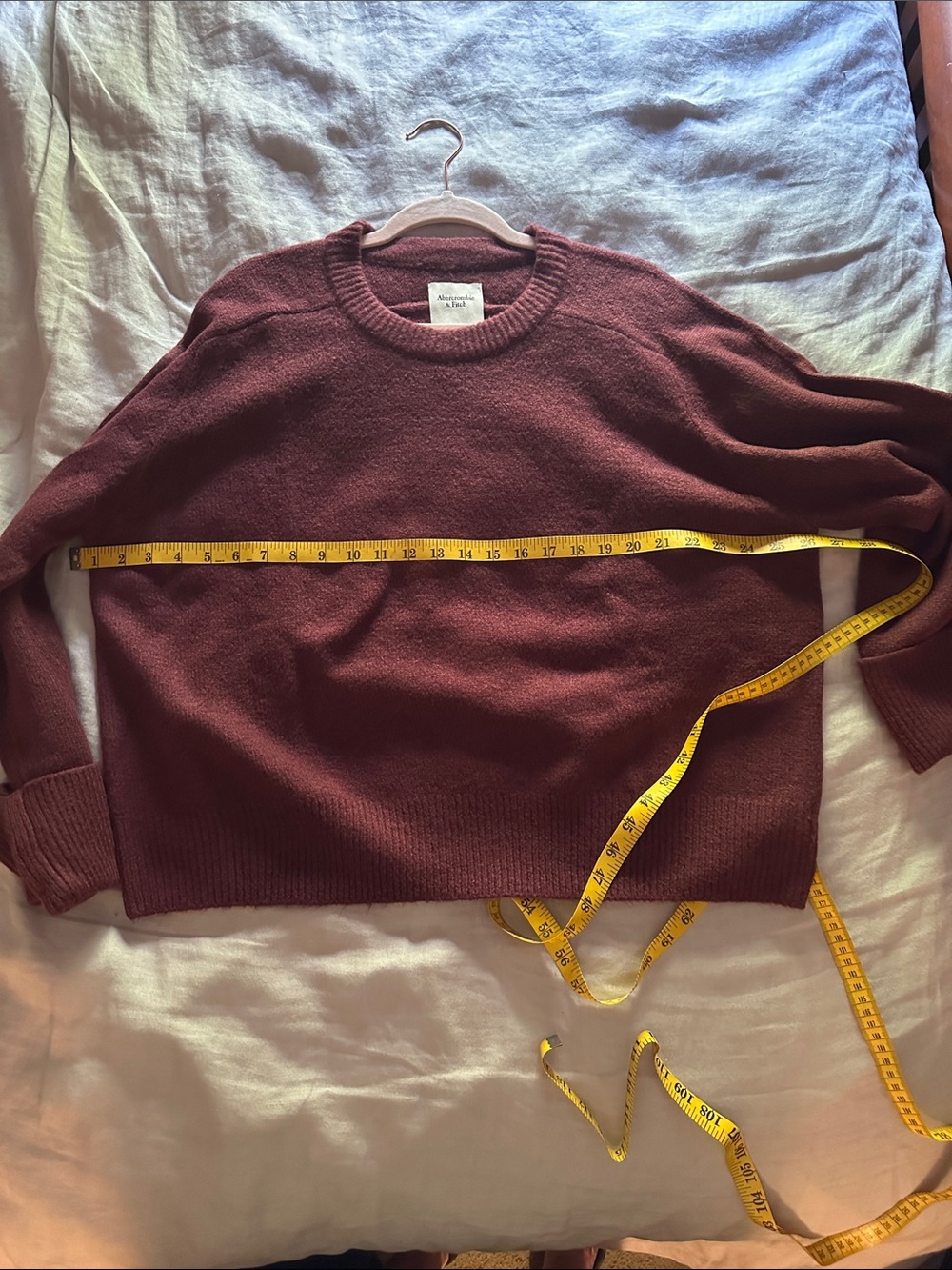 Women’s Crewneck Sweater - Burgundy